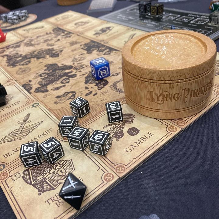 #lyingpirates - inlägg av @boardgame.berks
